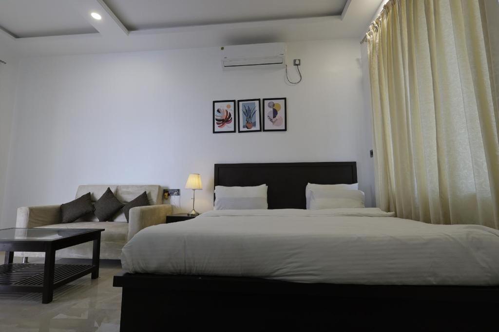The White Lotus Hotel Gaya Exterior foto