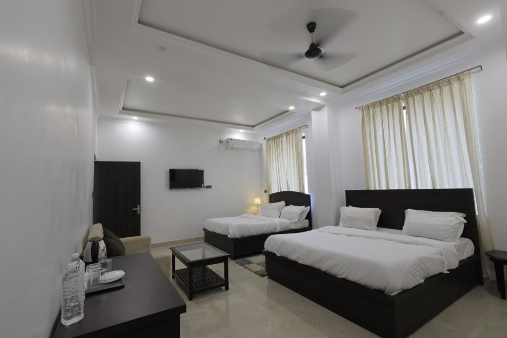 The White Lotus Hotel Gaya Exterior foto
